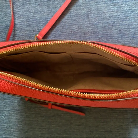 Michael Kors 🪸 Vibrant Coral 🪸 Crossbody Bag 💖 - Picture 9 of 10